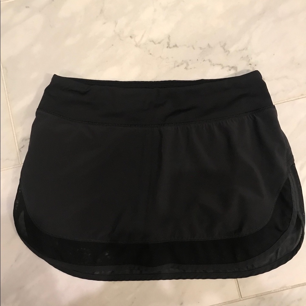 Lululemon Hotty hot skirt